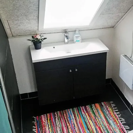 Five-Bedroom Holiday home in Blåvand 20 Semesterbostad *